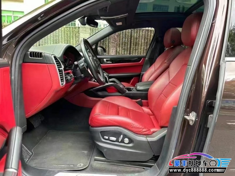 20年保时捷卡宴轿车抵押车出售