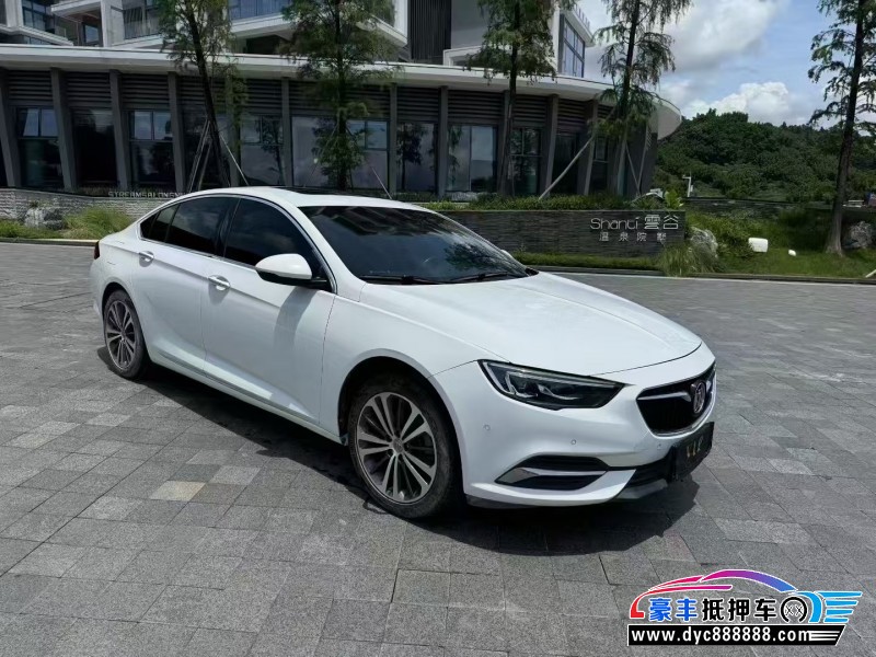 18年别克君威轿车抵押车出售