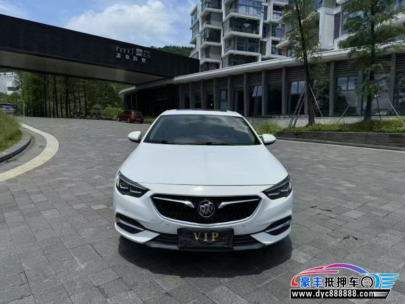 抵押车出售18年别克君威轿车