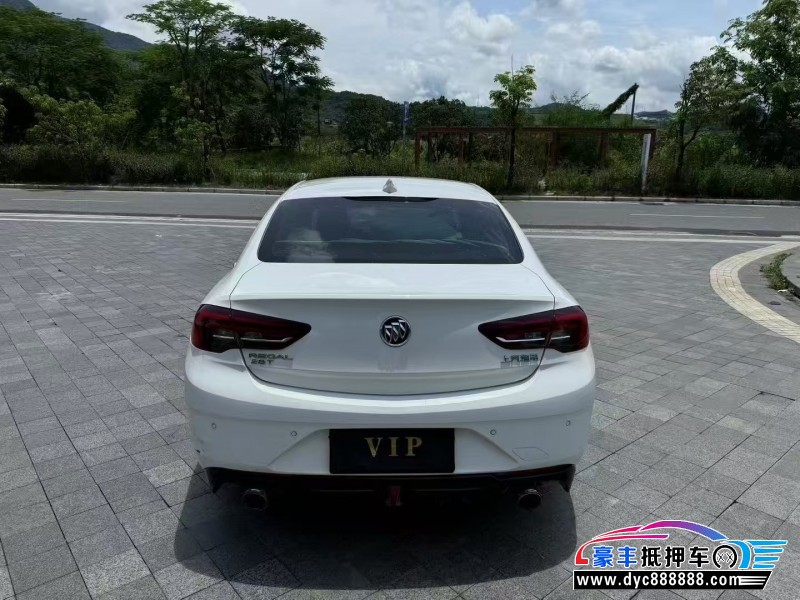 18年别克君威轿车抵押车出售