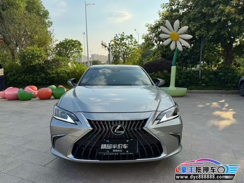 23年雷克萨斯ES轿车抵押车出售