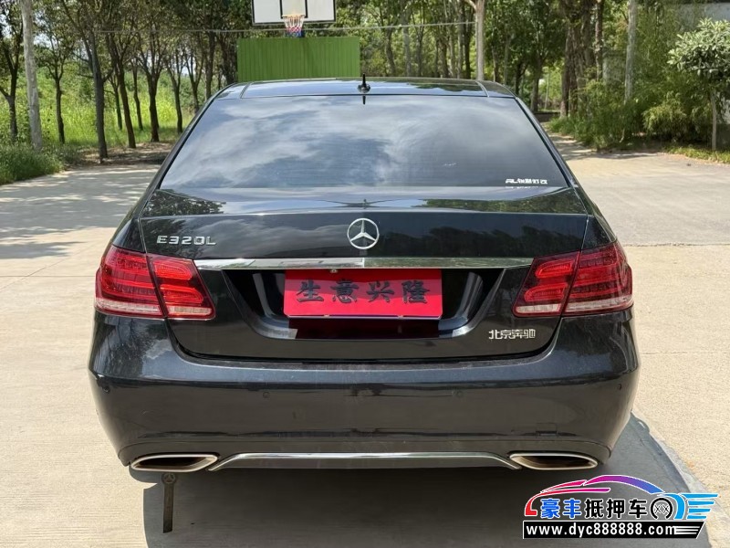 15年奔驰E轿车抵押车出售