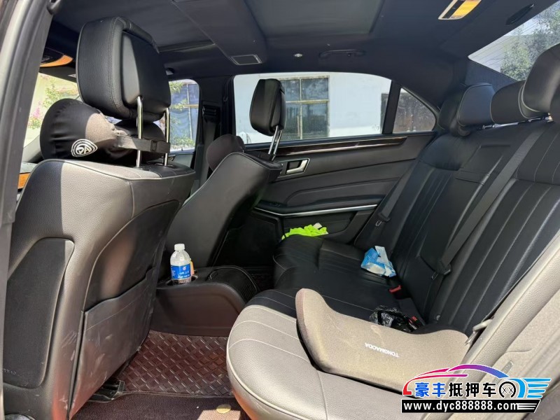 15年奔驰E轿车抵押车出售