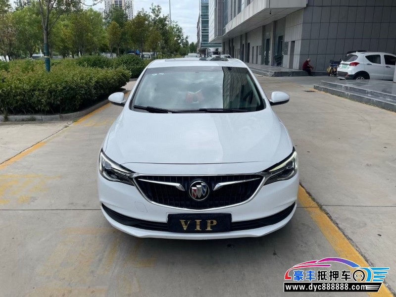 抵押车出售21年别克英朗轿车