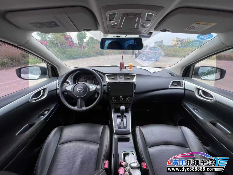 19年日产轩逸轿车抵押车出售