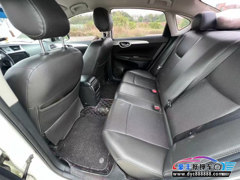 19年日产轩逸轿车抵押车出售