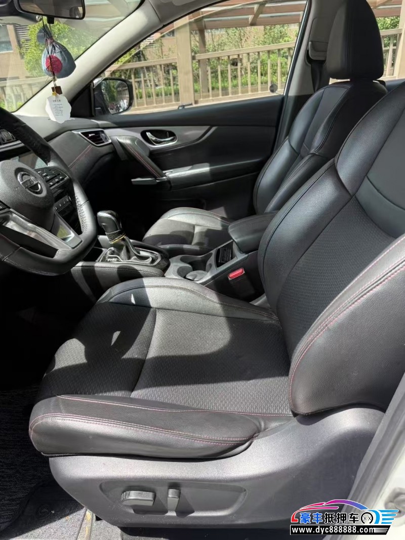 19年日产逍客SUV抵押车出售