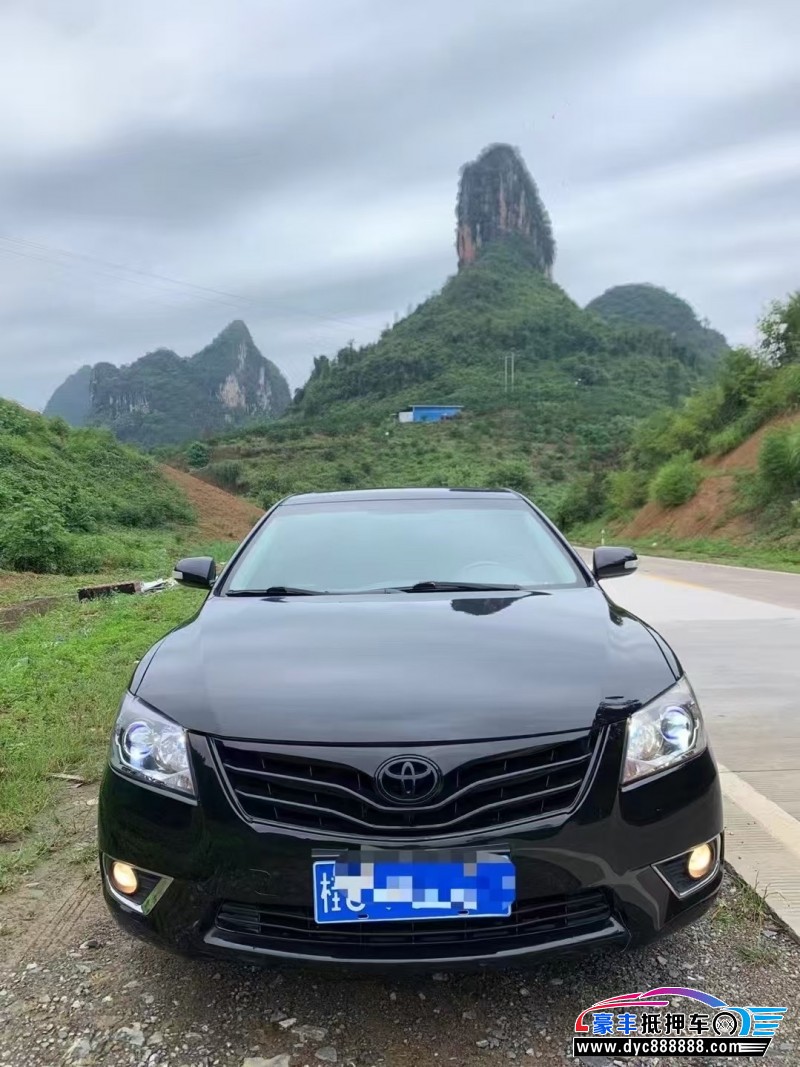 抵押车出售15年丰田凯美瑞轿车