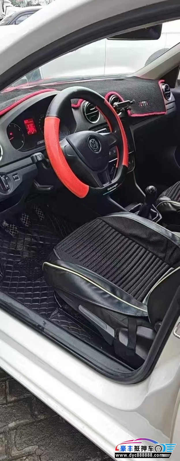 18年大众捷达轿车抵押车出售