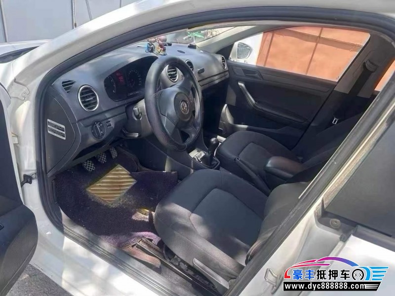 16年大众捷达轿车抵押车出售