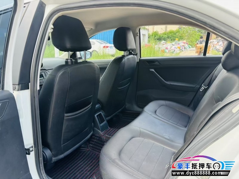 18年大众捷达轿车抵押车出售