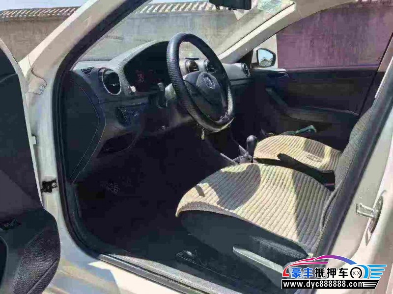 17年大众捷达轿车抵押车出售