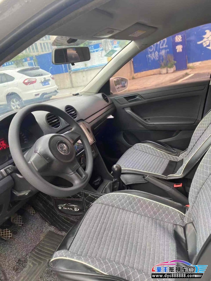 17年大众捷达轿车抵押车出售