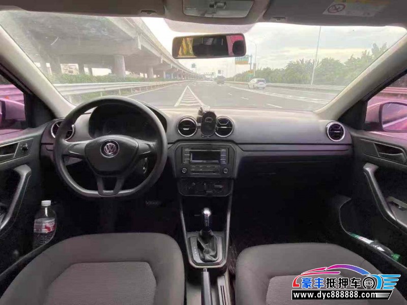 17年大众捷达轿车抵押车出售