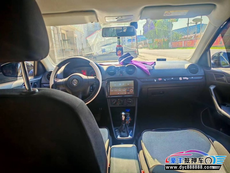 17年大众捷达轿车抵押车出售