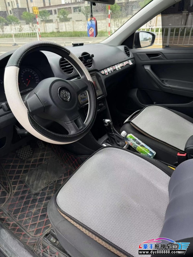 17年大众捷达轿车抵押车出售