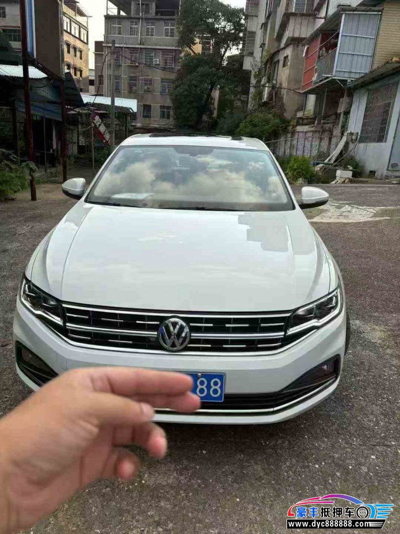 抵押车出售20年大众宝来轿车