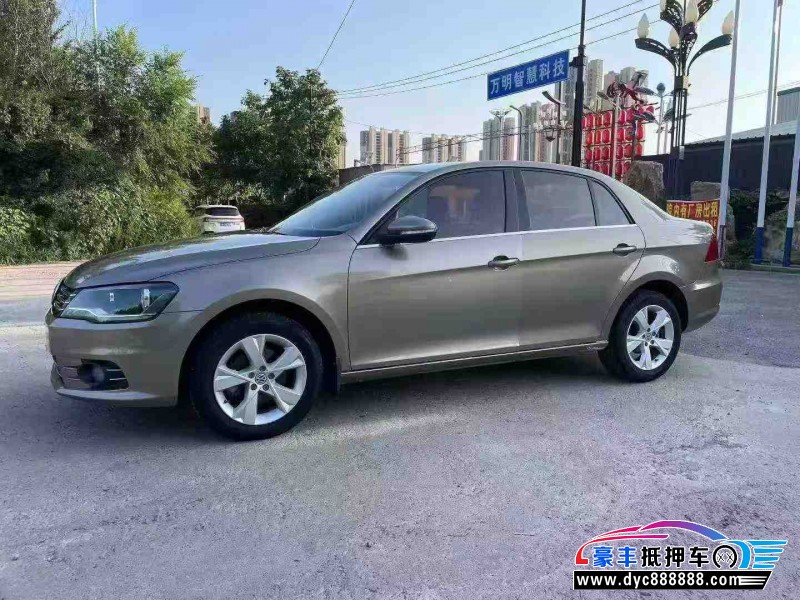 16年大众宝来轿车抵押车出售