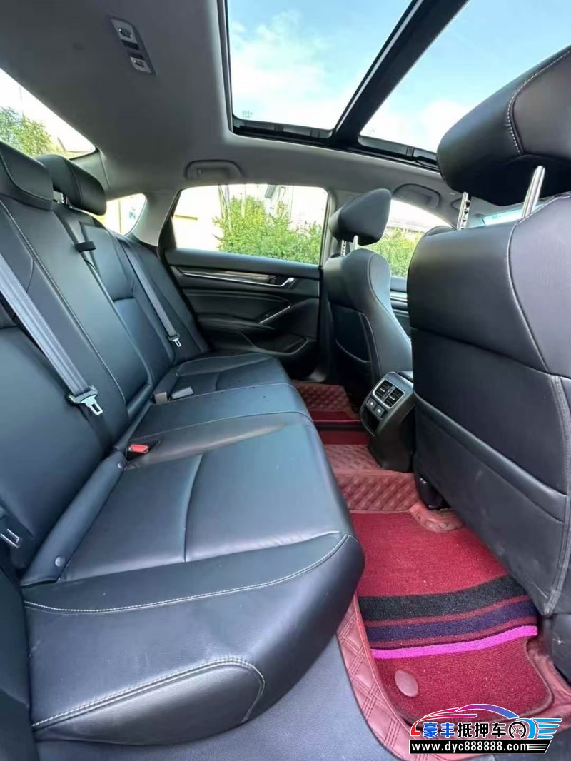 22年本田雅阁轿车抵押车出售