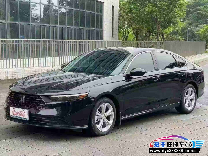 24年本田雅阁轿车抵押车出售