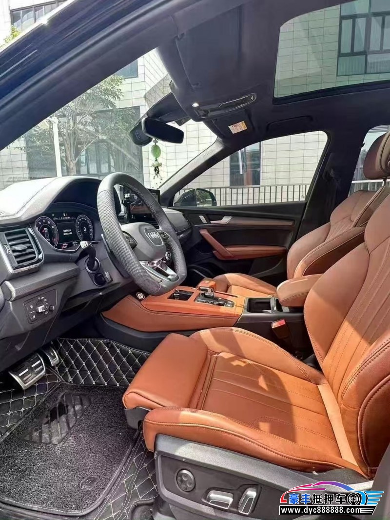 24年奥迪Q5轿车抵押车出售