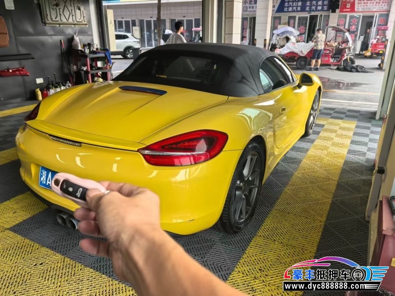 13年保时捷Boxster轿车抵押车出售