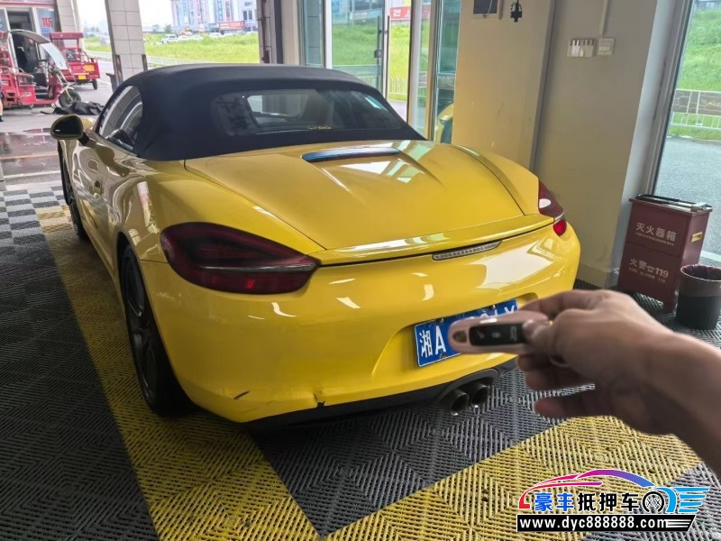 13年保时捷Boxster轿车抵押车出售