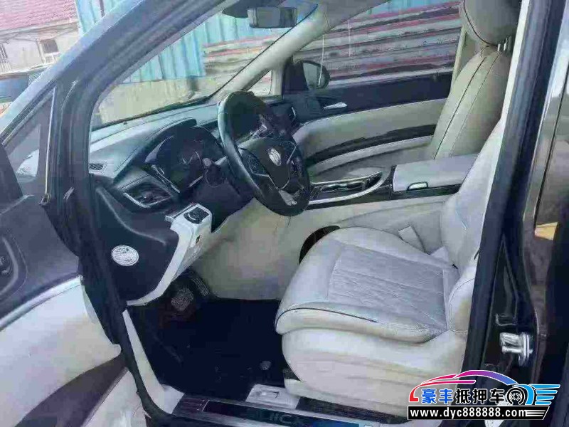 21年别克GL8轿车抵押车出售