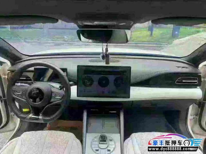 24年比亚迪海豹轿车抵押车出售