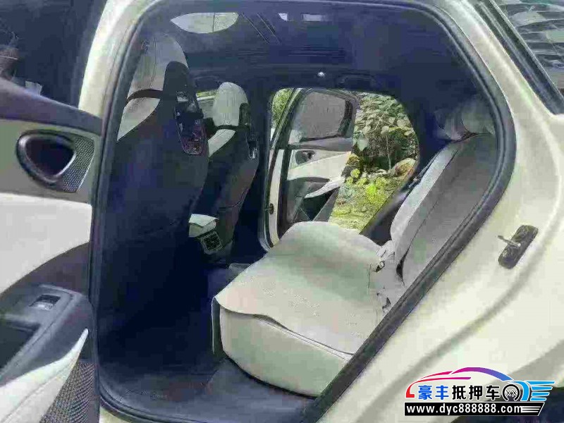 24年比亚迪海豹轿车抵押车出售