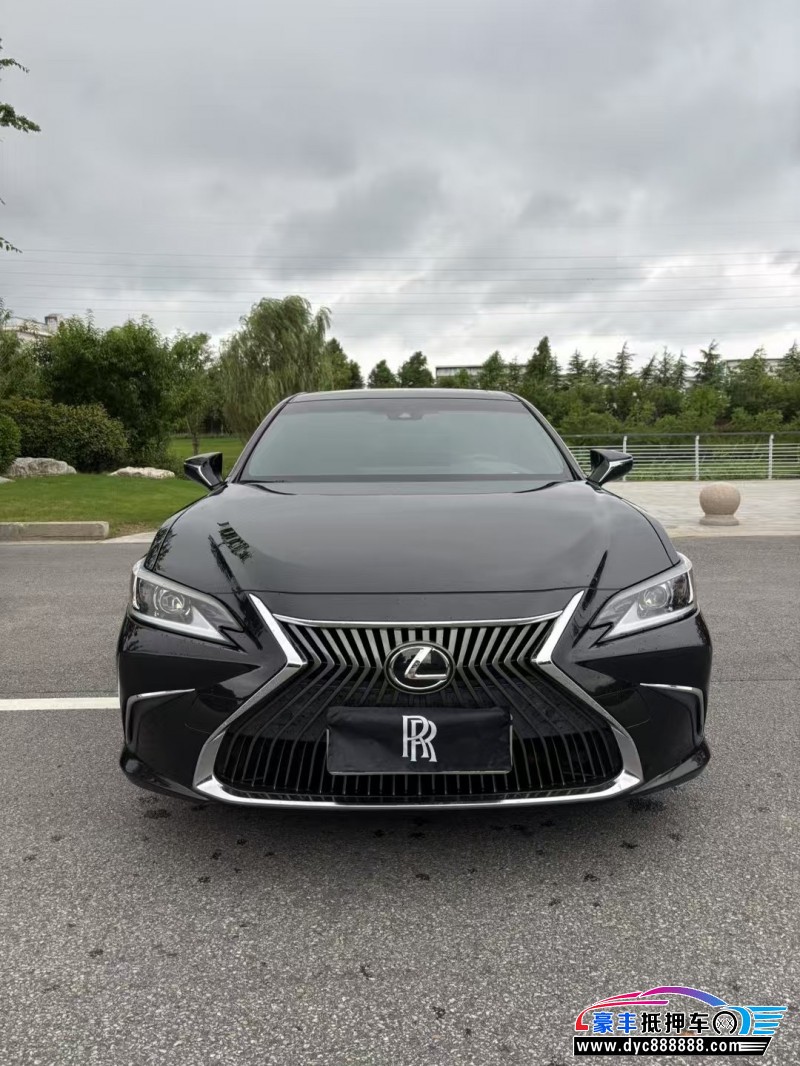 21年雷克萨斯ES轿车抵押车出售