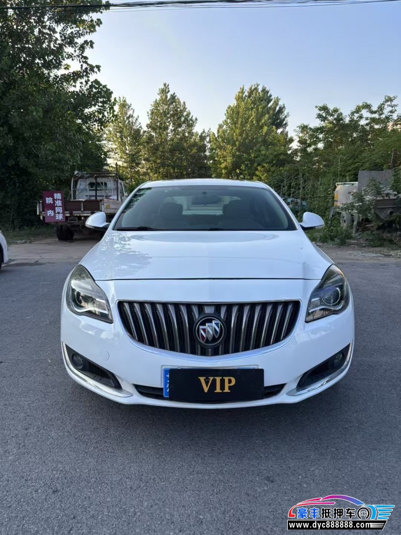 抵押车出售17年别克君威轿车