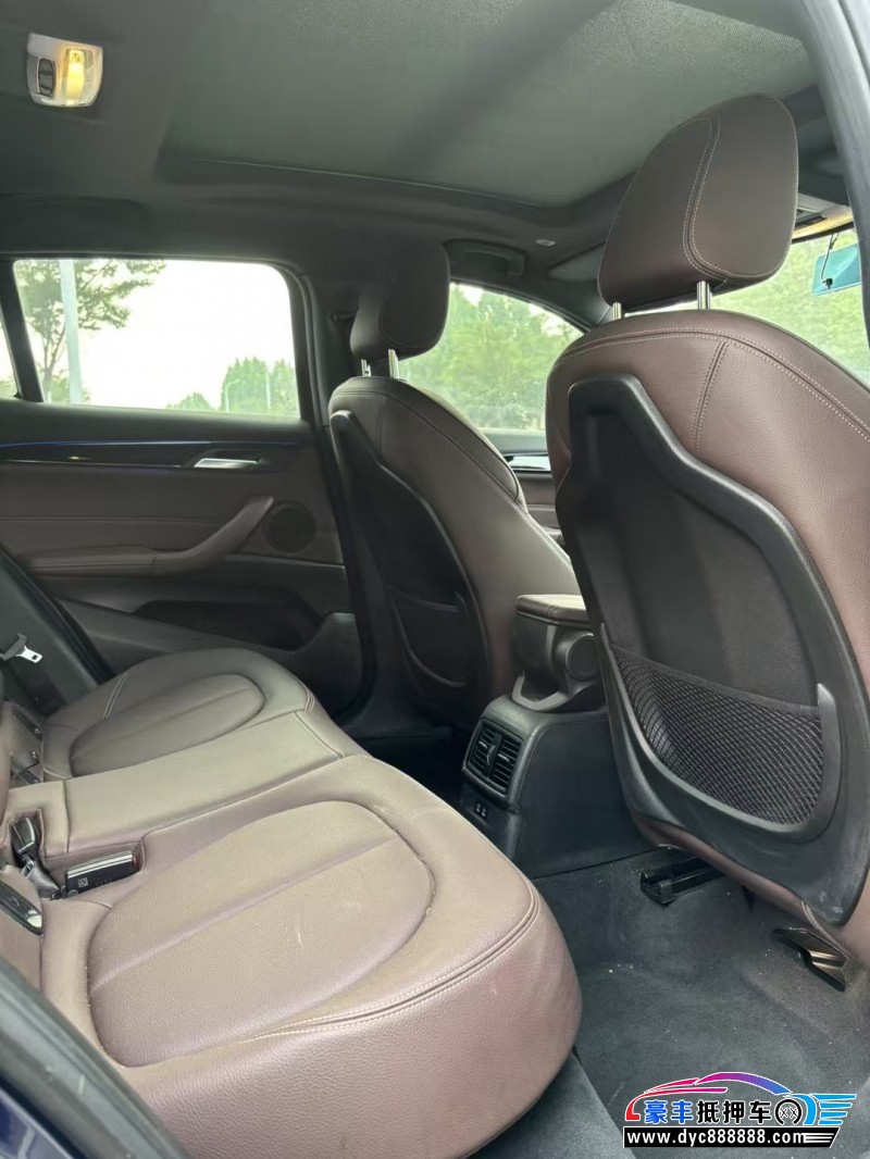 20年宝马X2轿车抵押车出售