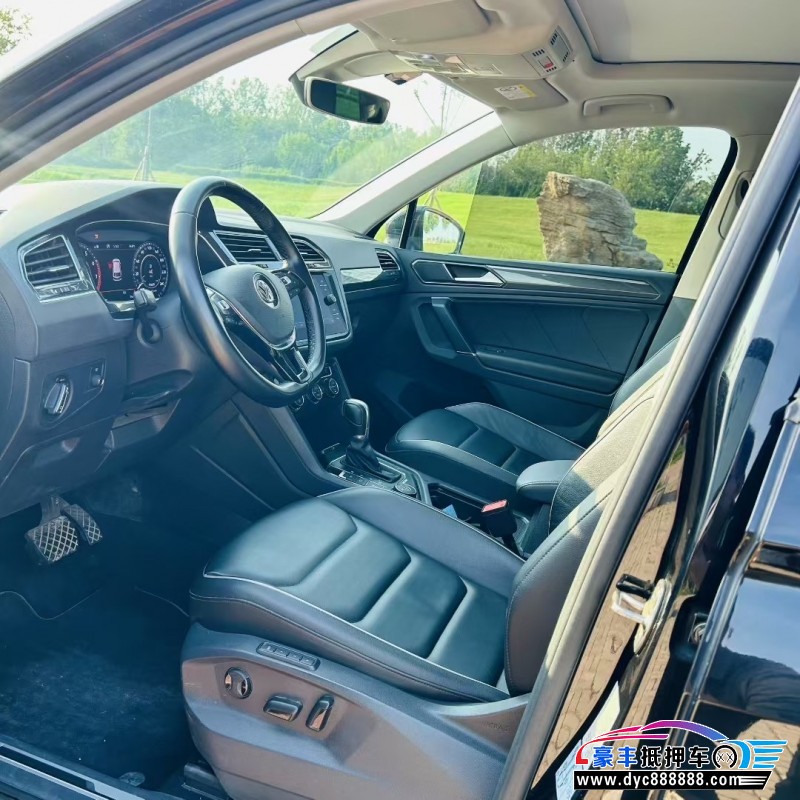 18年大众途威轿车抵押车出售