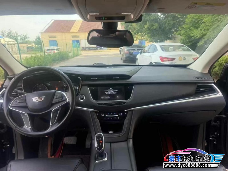 18年凯迪拉克XT5轿车抵押车出售