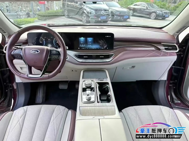 21年福特领裕轿车抵押车出售