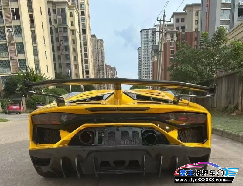 13年兰博基尼Aventador轿车抵押车出售