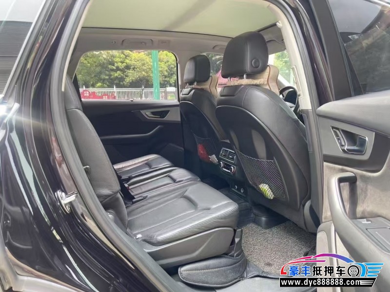 19年奥迪Q7轿车抵押车出售