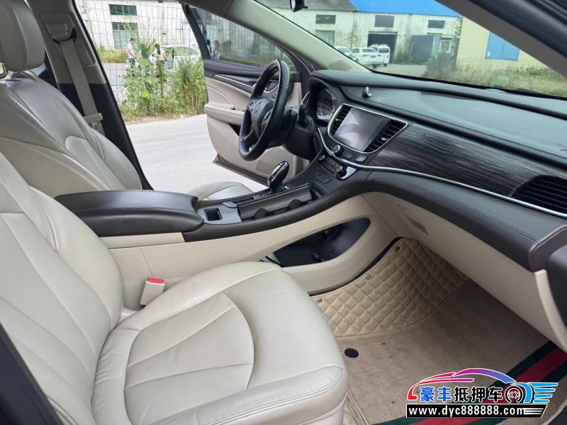 17年别克君越轿车抵押车出售