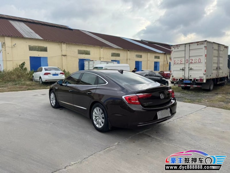 17年别克君越轿车抵押车出售