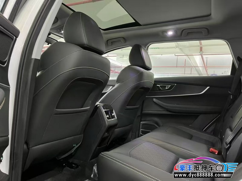 24年奇瑞瑞虎8轿车抵押车出售