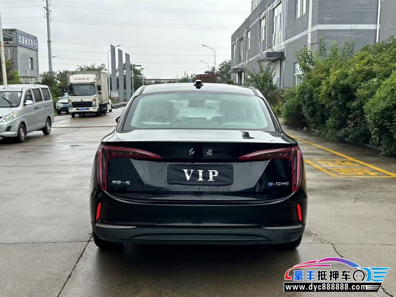 25年红旗EQM5轿车抵押车出售