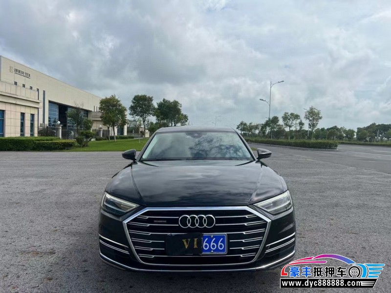 抵押车出售21年奥迪A8L轿车