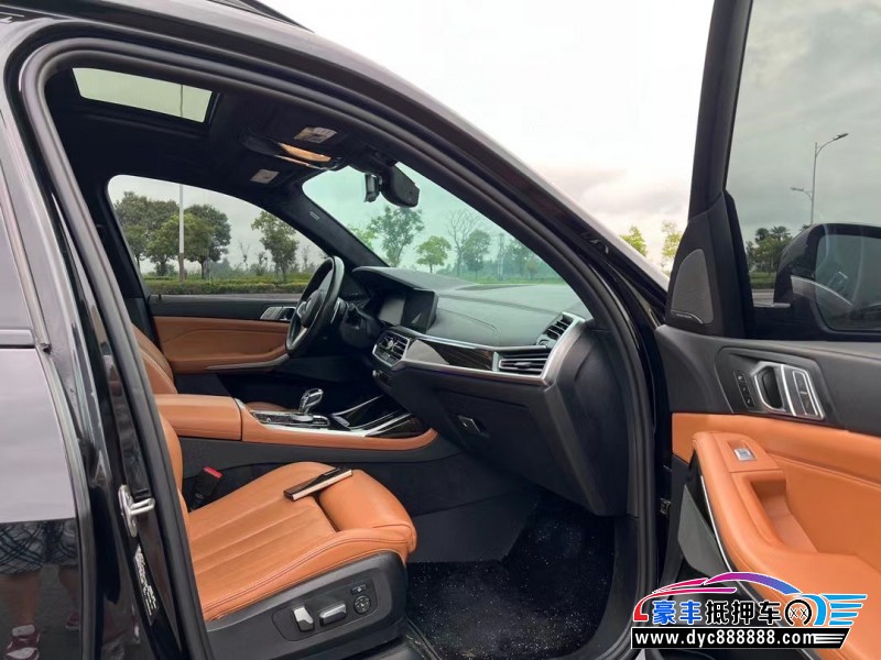 20年宝马X7轿车抵押车出售