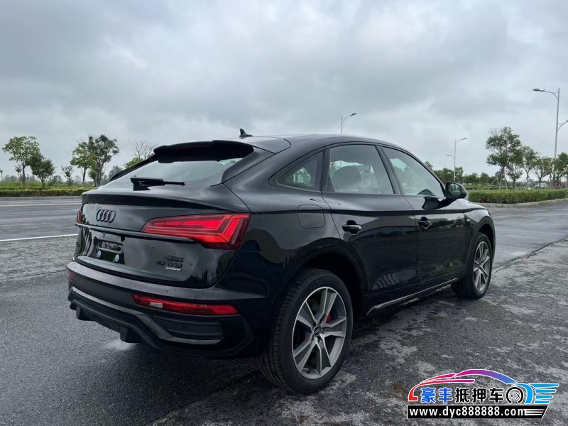 23年奥迪Q5轿车抵押车出售