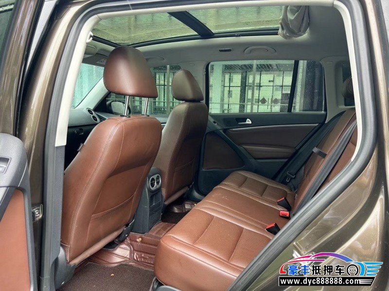 14年大众途观轿车抵押车出售