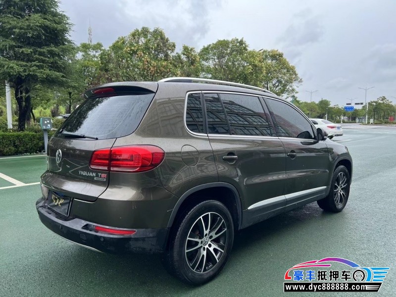 14年大众途观轿车抵押车出售