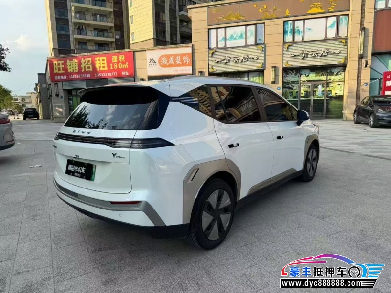 24年埃安Y70轿车抵押车出售