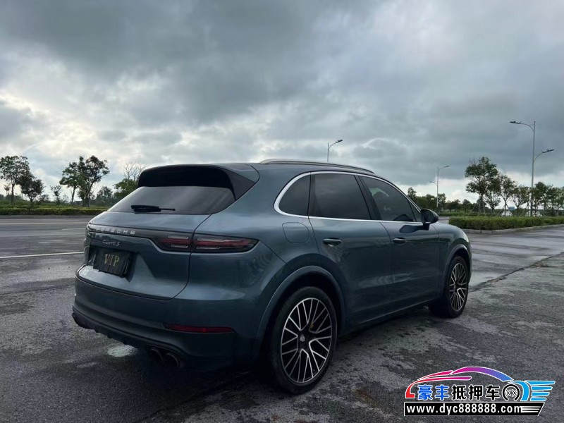 18年保时捷卡宴轿车抵押车出售