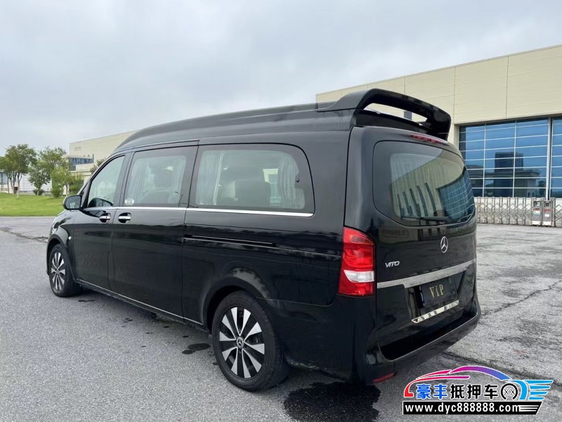 21年奔驰威霆轿车抵押车出售